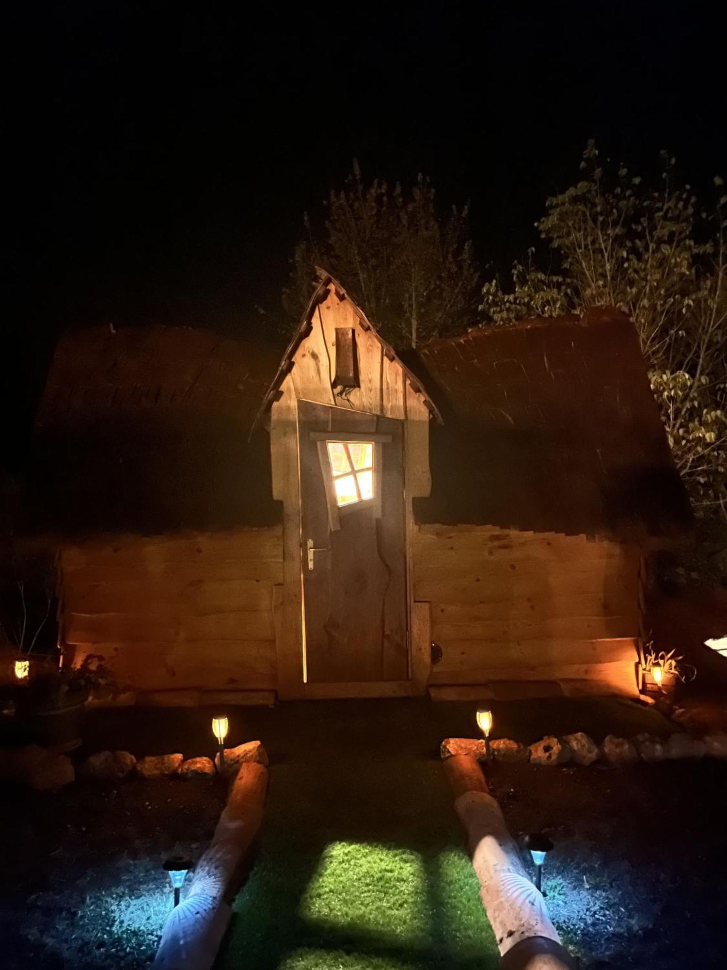 Auberge De L'Hirondelle Saint-Cirq  Bagian luar foto